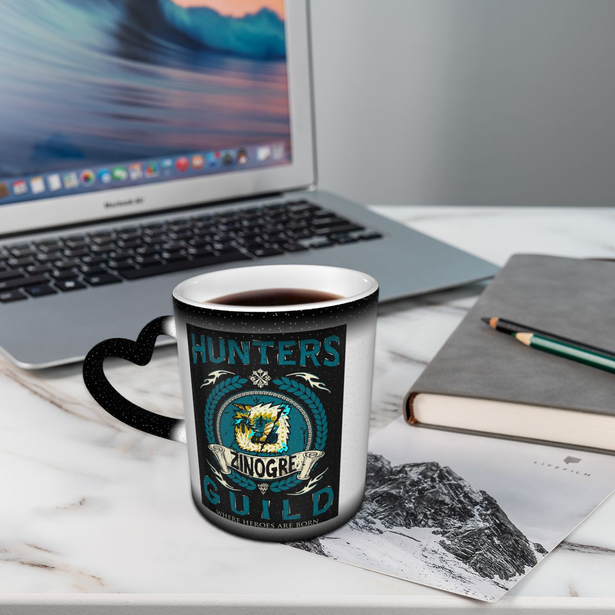 Coffee Tea World - Caneca Monster Hunter World Engraçada de